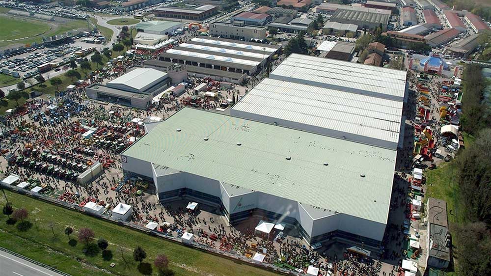 Piazzali del quartiere fieristico Umbria Fiere